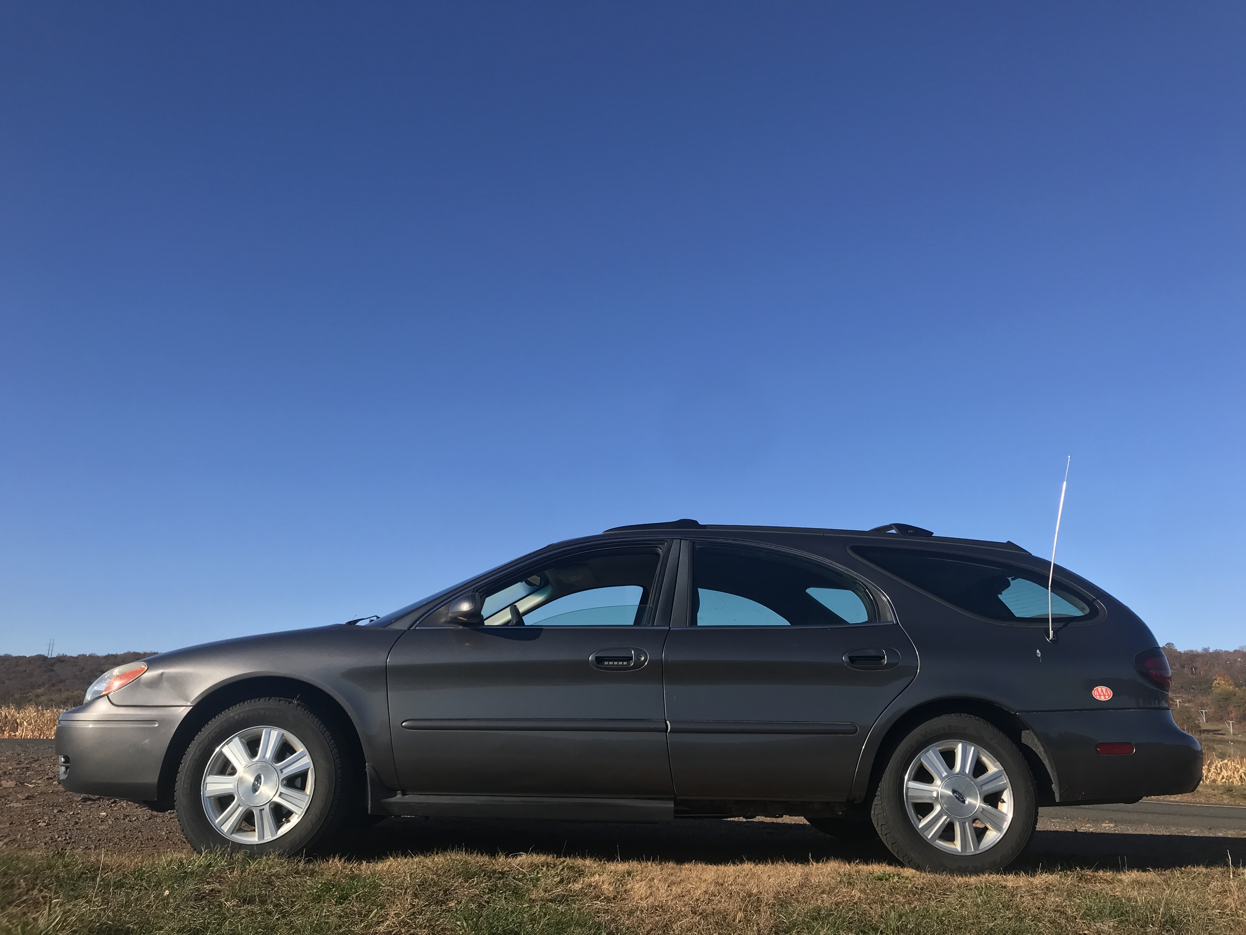 2005 Ford Taurus S Comfort Wagon — photo 29