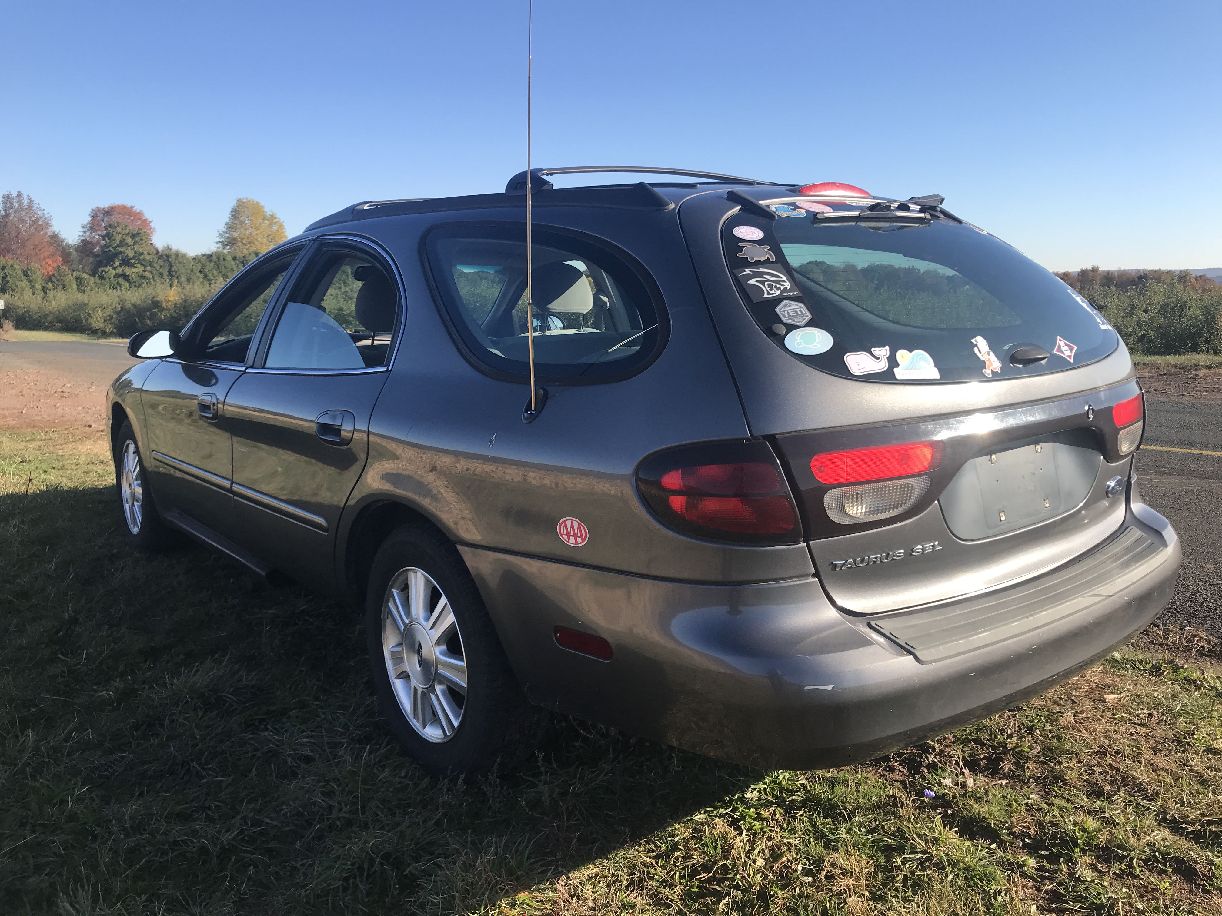 2005 Ford Taurus S Comfort Wagon — photo 92