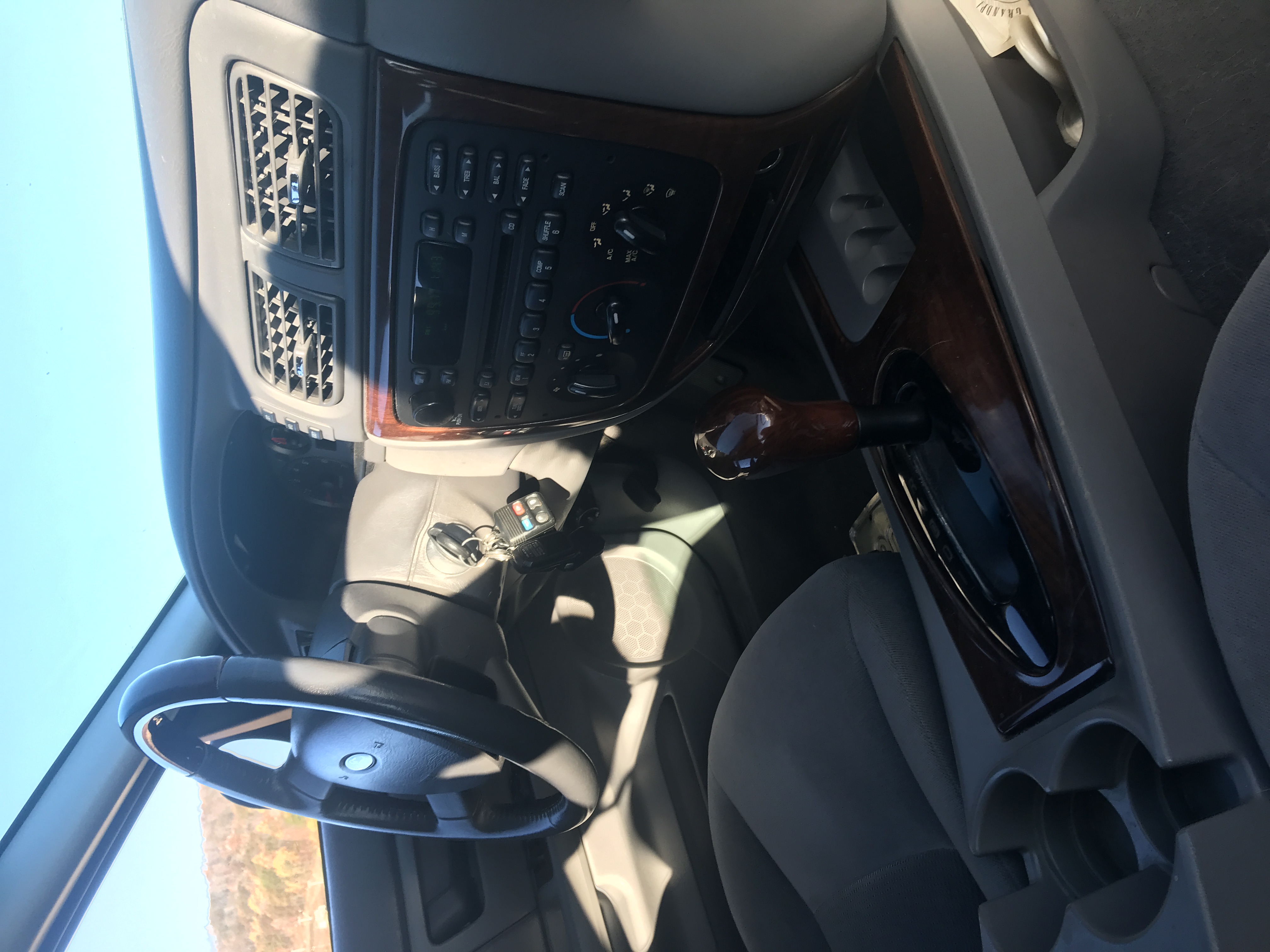 2005 Ford Taurus S Comfort Wagon — photo 124