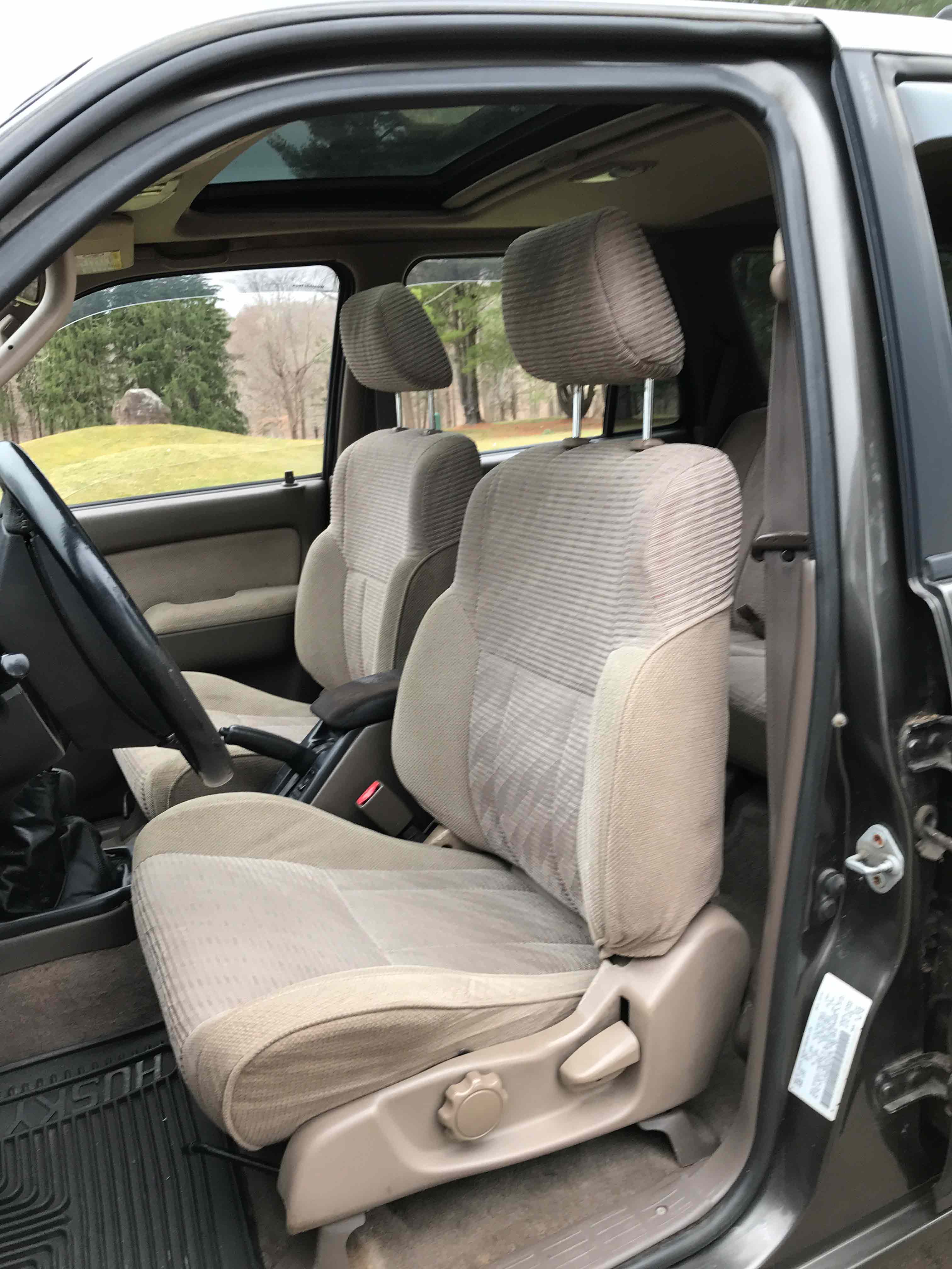 1998 Toyota 4Runner SR5 5 Speed 4x4 3.4L V6 Third Generation - The Holy Grail Third Gen : 3rd Gen with RECON: New Frame, Brakes Throughout, New Radiator, New A/C Condenser, New Steering Rack-Power Steering Hoses, New Sway Bar Links, New Cam Plugs, New Cat to back Exhaust System, New Cluch and Clutch Assembly, New Rear Manifold Seal, New Timing Belt and Waterpump, New Valve Cover Gaskets, New Belts, New Gas Tank, New 3" Bilstein Lift Kit, New Toytech Rear BOSS Shocks, 4 New 285-75-16 BF Goodrich All Terrain Tires, New MB Wheels, New Upgraded JVC Digital Media and Sound system — photo 17