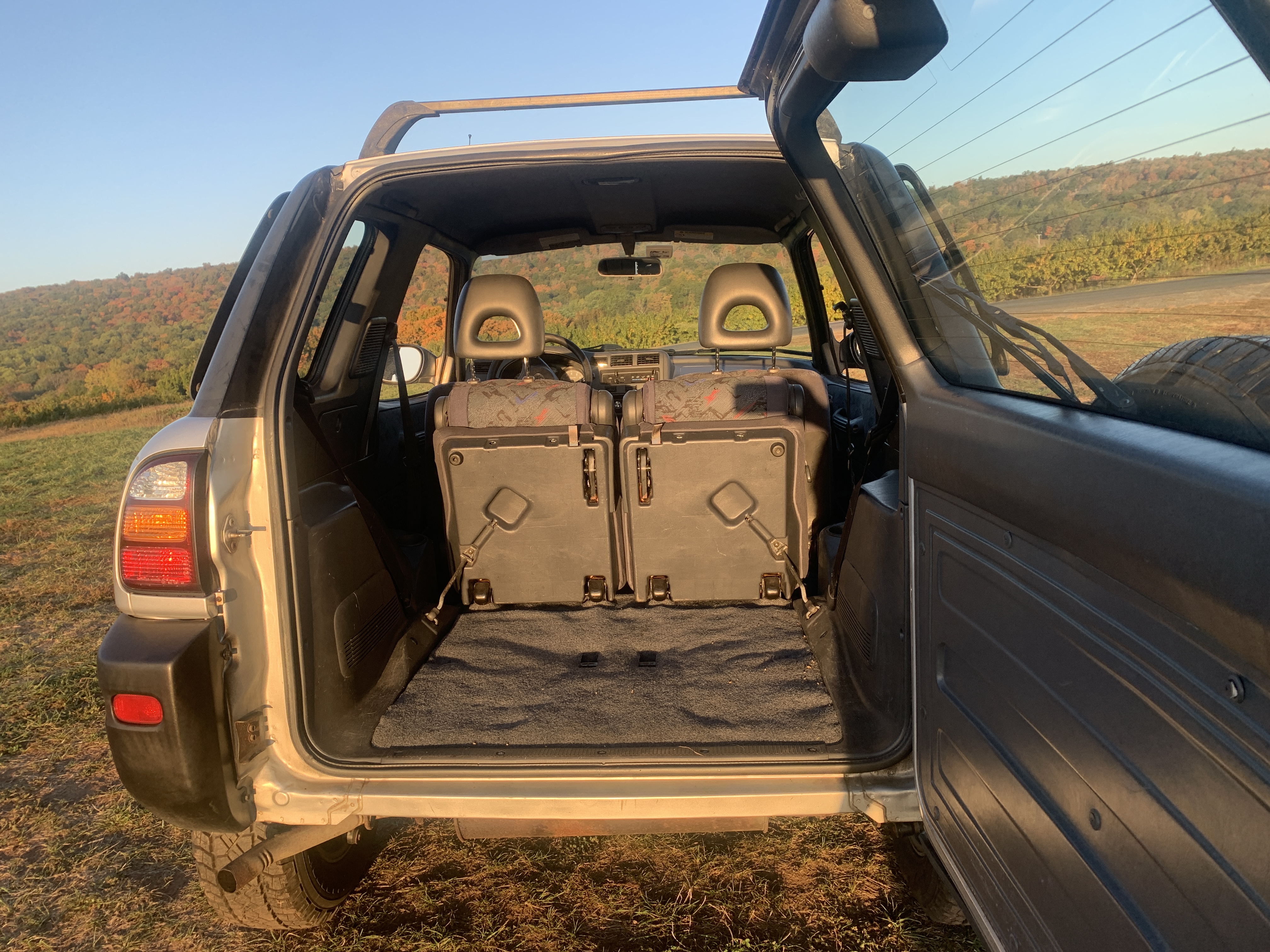 1998 Toyota RAV4 2 Door AWD — photo 34