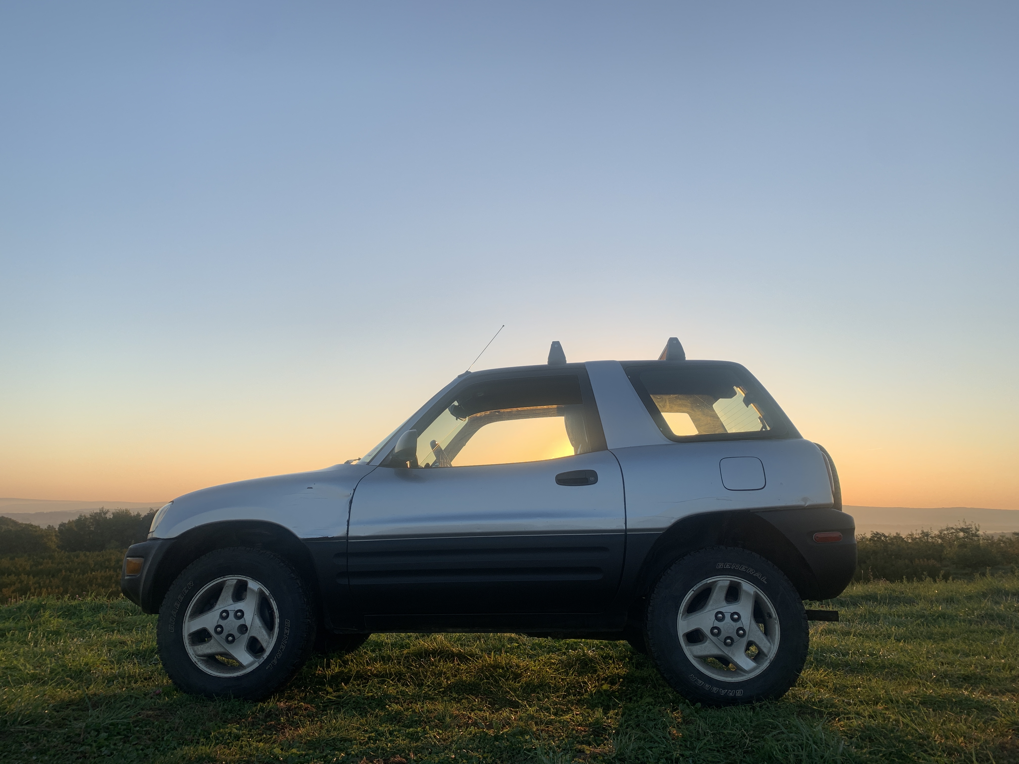 1998 Toyota RAV4 2 Door AWD — photo 41