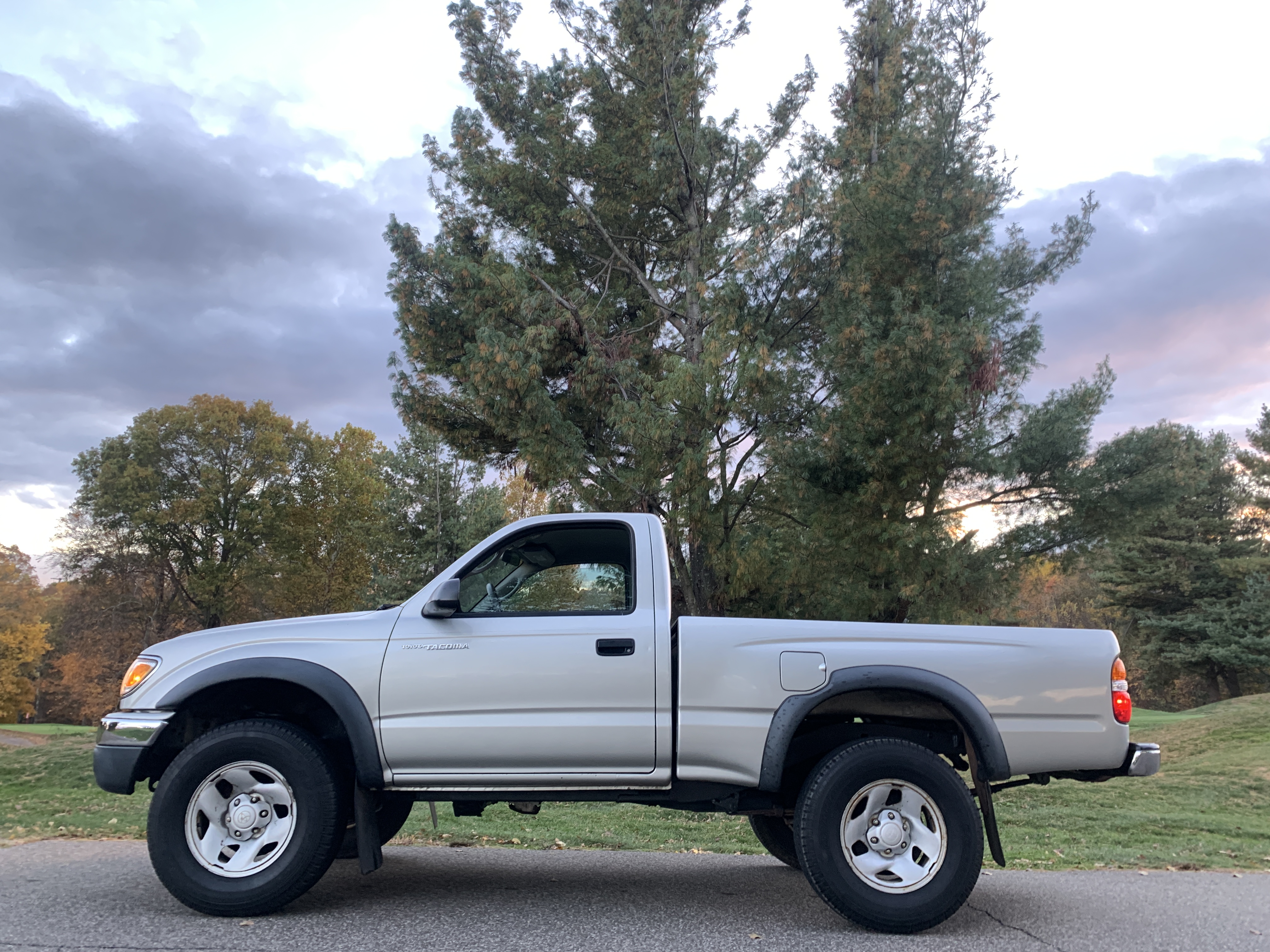 2004 Toyota Tacoma SR5 4x4 Pickup — photo 62